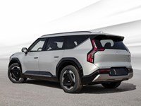 2026 Kia EV9 Land w/Premium Package AWD