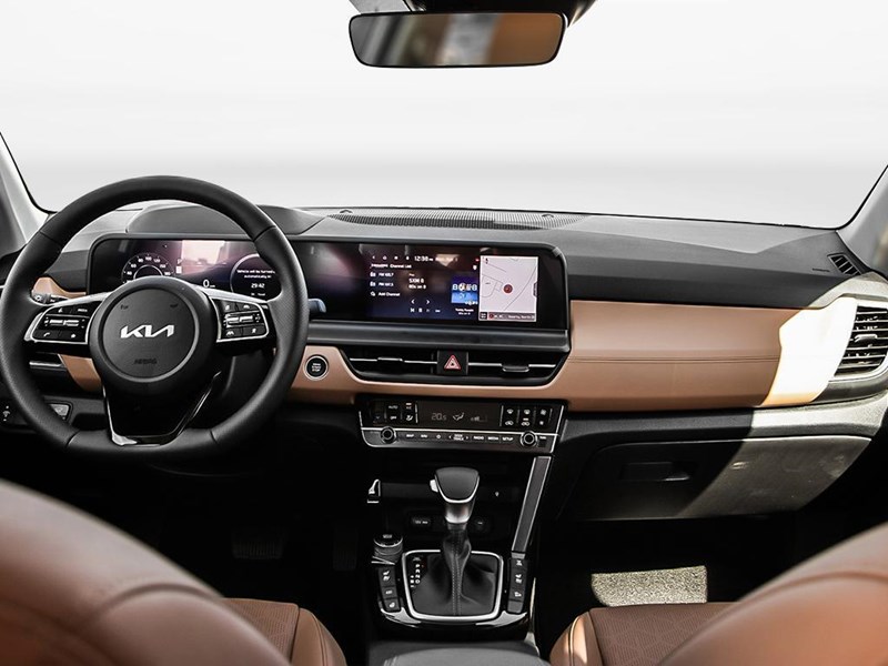 2026 Kia Seltos SX AWD w/Brown Interior