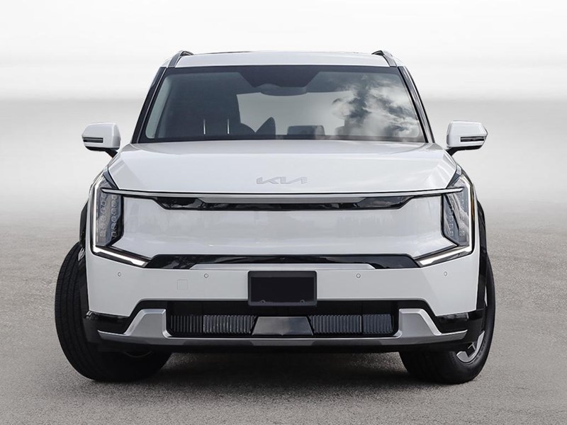 2026 Kia EV9 Land w/Premium Package AWD