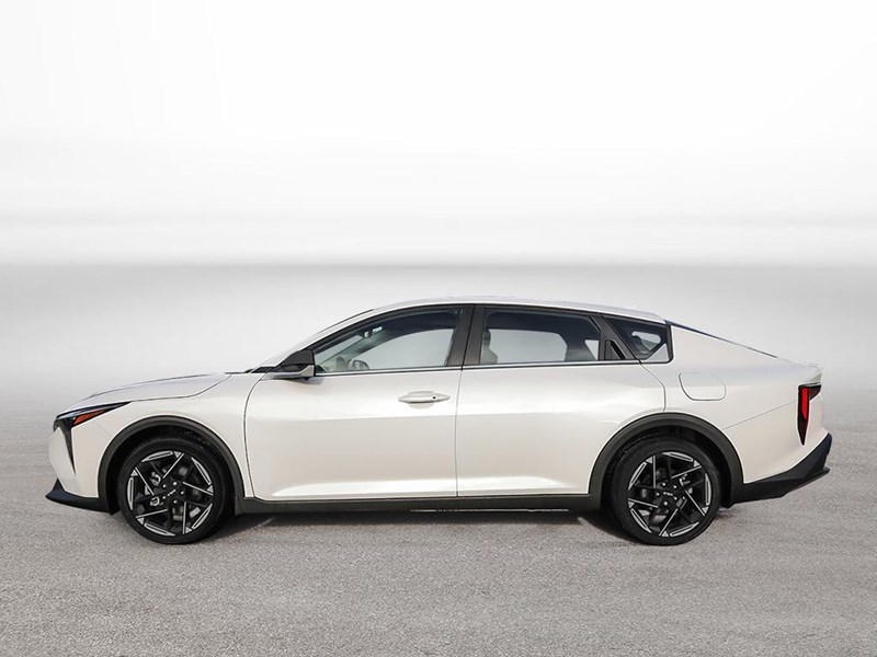 2025 Kia K4 GT-Line Turbo FWD