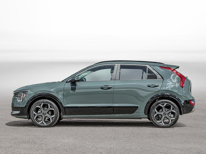 2026 Kia Niro SX FWD