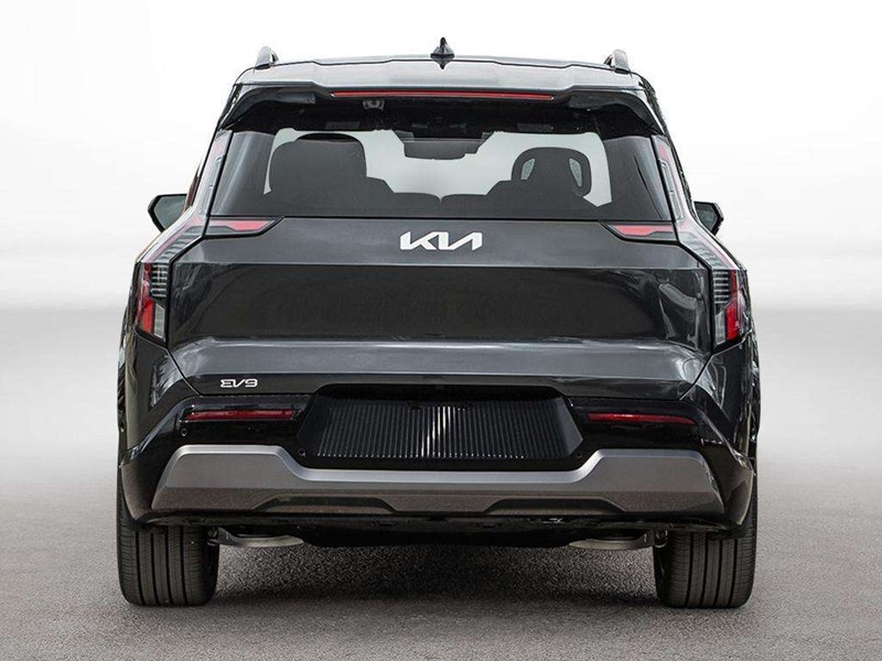 2026 Kia EV9 Land w/Plus Package AWD