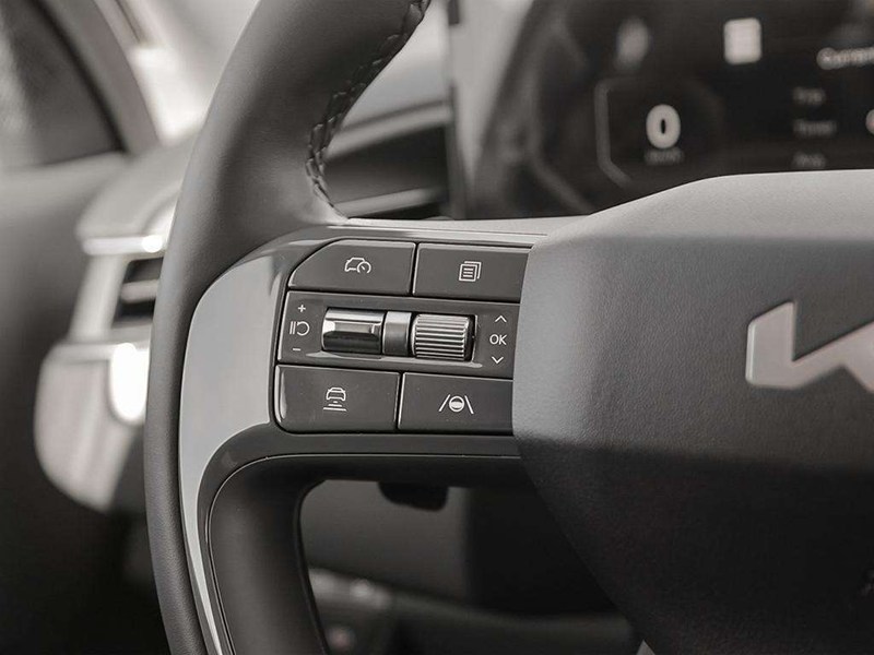 2026 Kia EV9 Land w/Plus Package AWD
