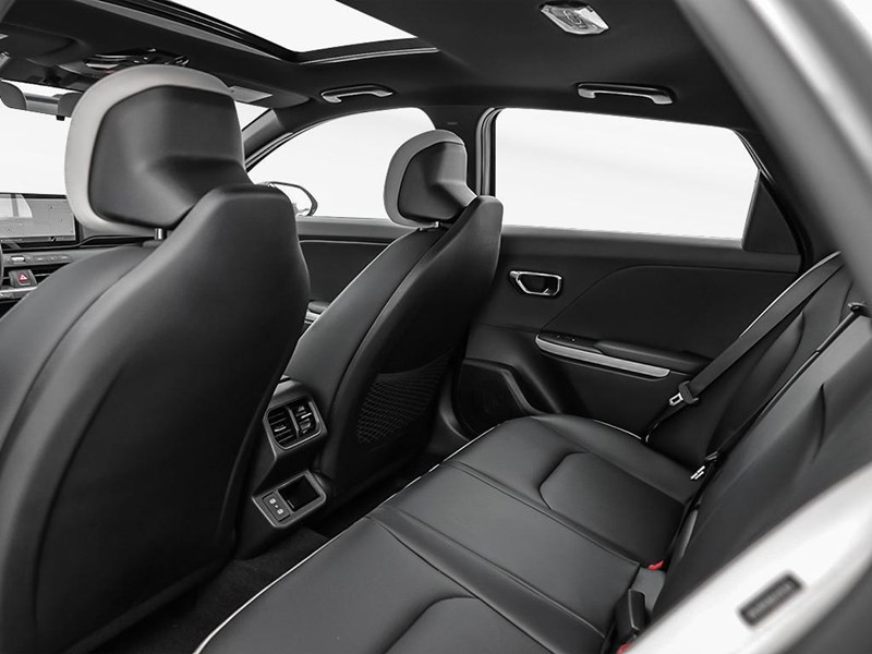 2025 Kia K4 GT-Line Turbo FWD