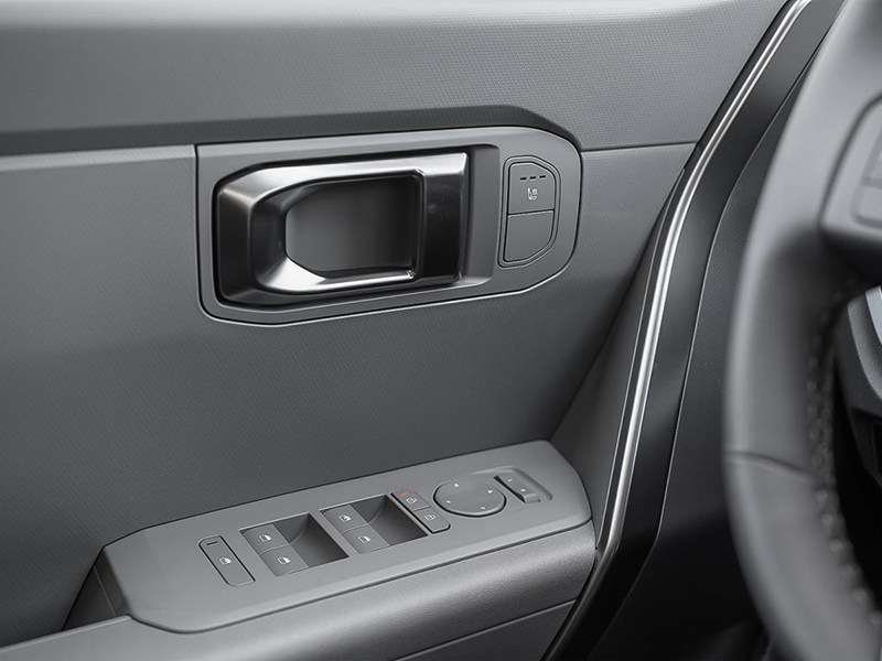 2027 Kia Seltos LX FWD