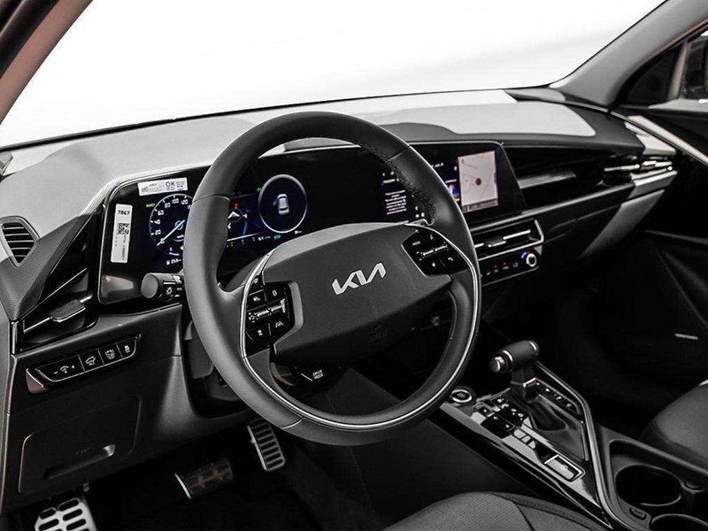 2026 Kia Niro SX FWD