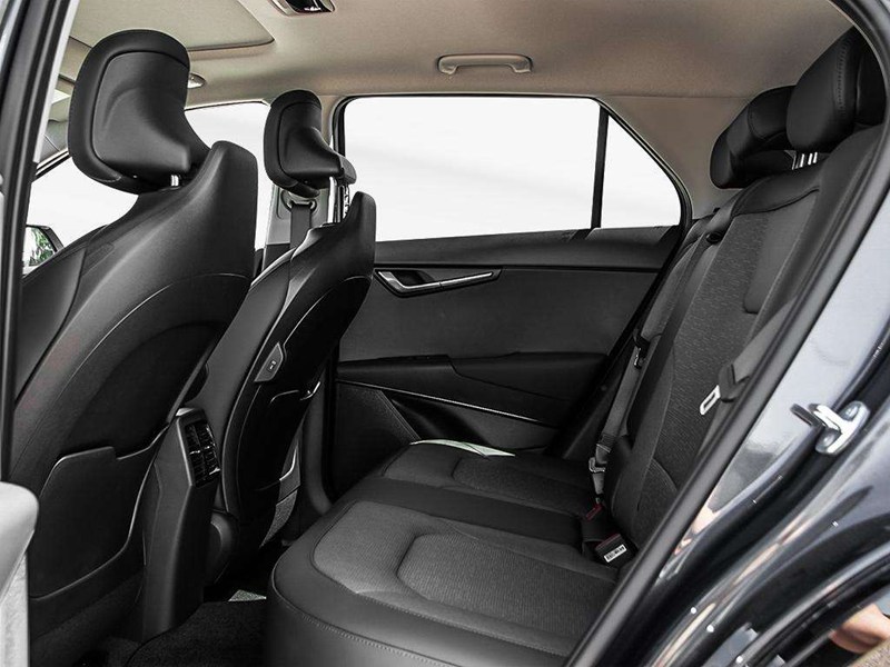 2026 Kia Niro SX FWD