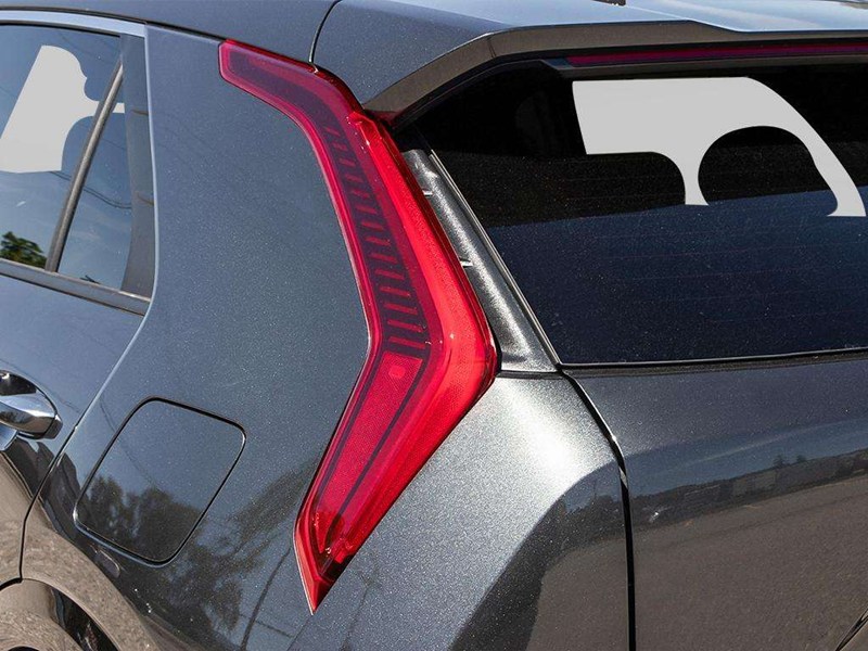 2026 Kia Niro SX FWD