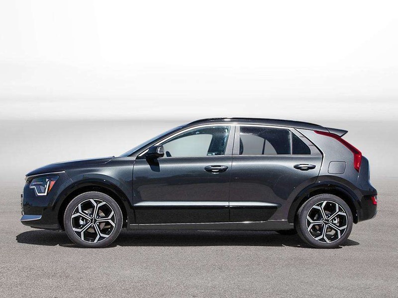 2026 Kia Niro SX FWD