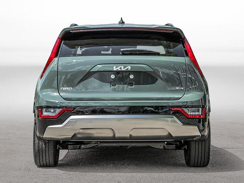 2026 Kia Niro SX FWD