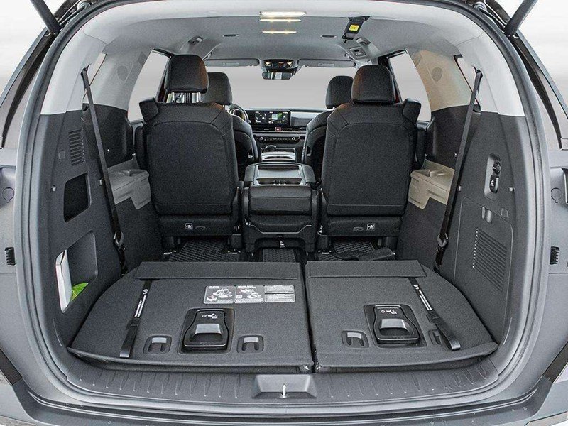 2026 Kia Carnival EX FWD