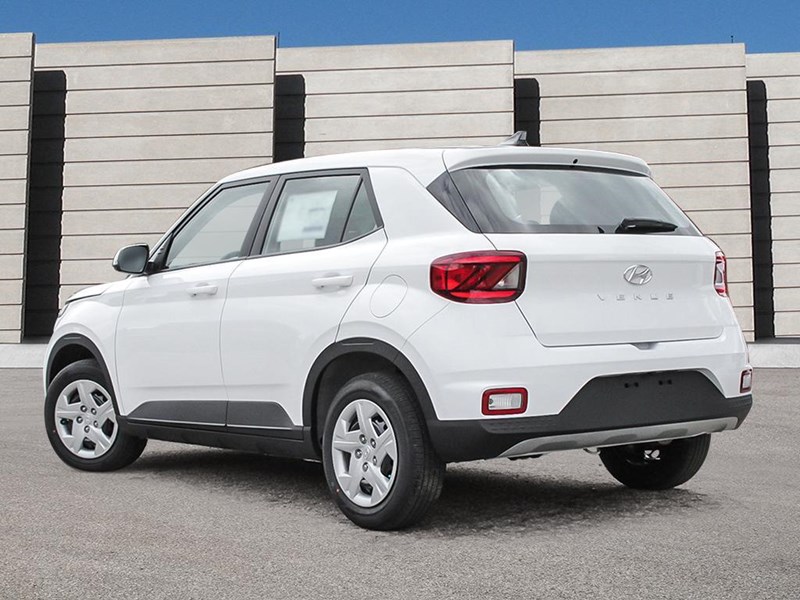 2026 Hyundai Venue Essential IVT