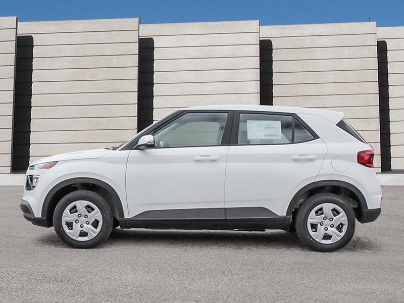 2026 Hyundai Venue Essential IVT