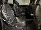 2027 Chrysler Pacifica Select image 2