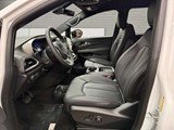 2027 Chrysler Grand Caravan SXT image 4