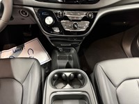 2027 Chrysler Grand Caravan SXT 2WD