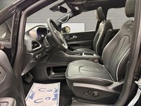 2027 Chrysler Pacifica Limited AWD