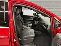 2027 Chrysler Grand Caravan SXT 2WD