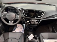 2027 Chrysler Grand Caravan SXT 2WD