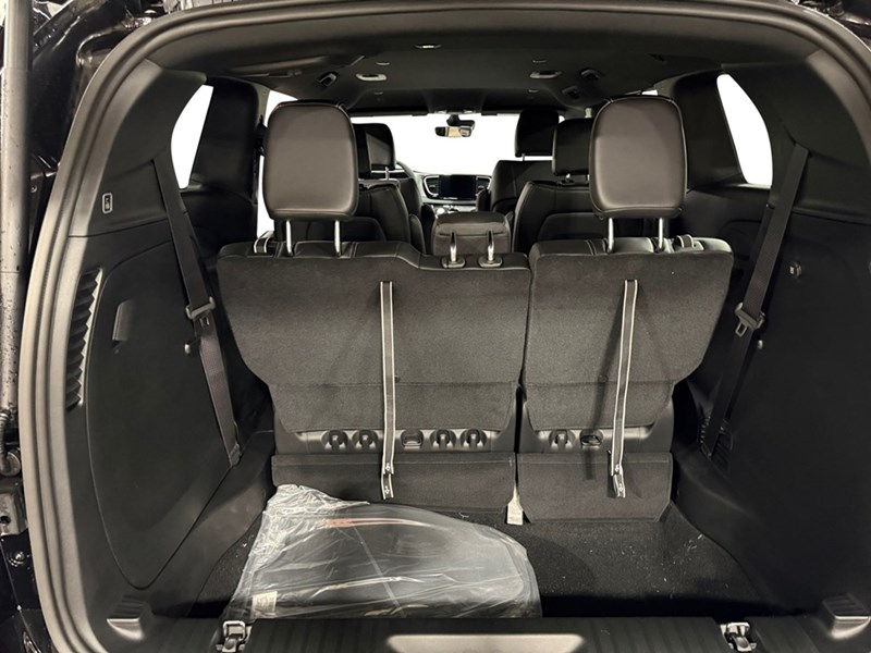 2027 Chrysler Grand Caravan SXT 2WD