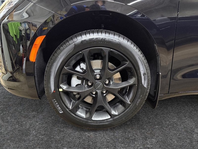 2027 Chrysler Pacifica Limited AWD