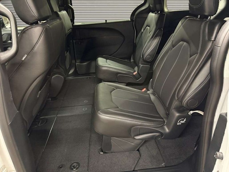 2027 Chrysler Grand Caravan SXT