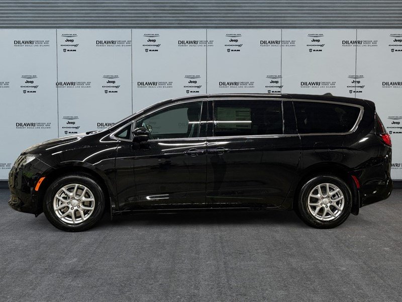 2027 Chrysler Grand Caravan SXT 2WD