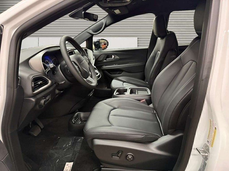 2027 Chrysler Grand Caravan SXT