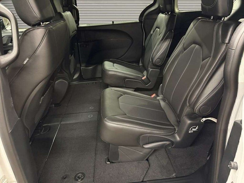 2027 Chrysler Grand Caravan SXT