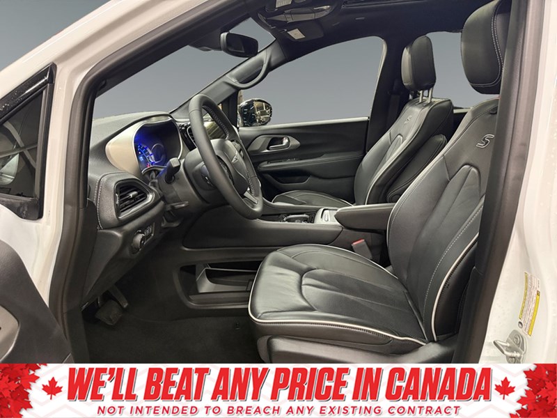 2024 Chrysler Pacifica Hybrid Premium S Appearance 2WD