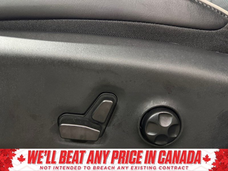 2024 Chrysler Pacifica Hybrid Premium S Appearance 2WD