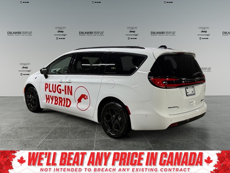 2024 Chrysler Pacifica Hybrid Premium S Appearance 2WD