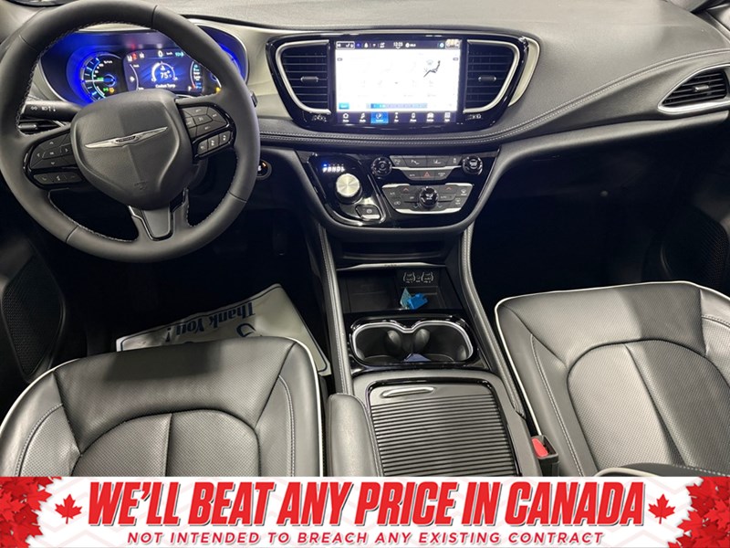 2024 Chrysler Pacifica Hybrid Premium S Appearance 2WD