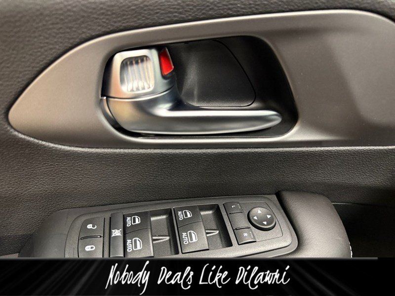 2027 Chrysler Grand Caravan SXT