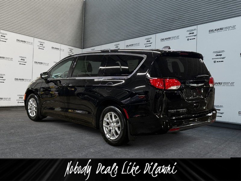 2027 Chrysler Grand Caravan SXT