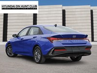 2025 Hyundai Elantra Preferred IVT