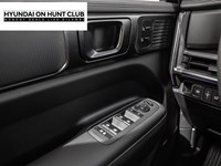 2024 Hyundai Santa Fe Ultimate Calligraphy AWD MANAGER'S DEMO