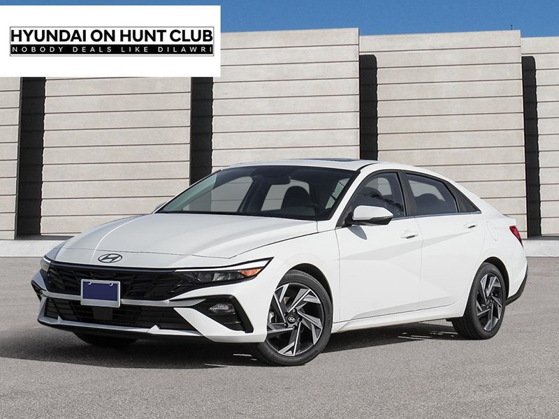 2025 Hyundai Elantra Luxury IVT
