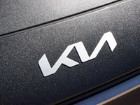 2026 Kia Niro SX FWD