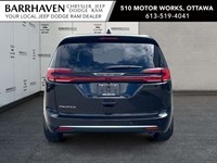 2027 Chrysler Pacifica Select FWD
