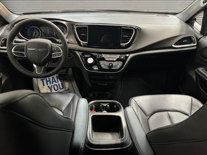 2027 Chrysler Grand Caravan SXT