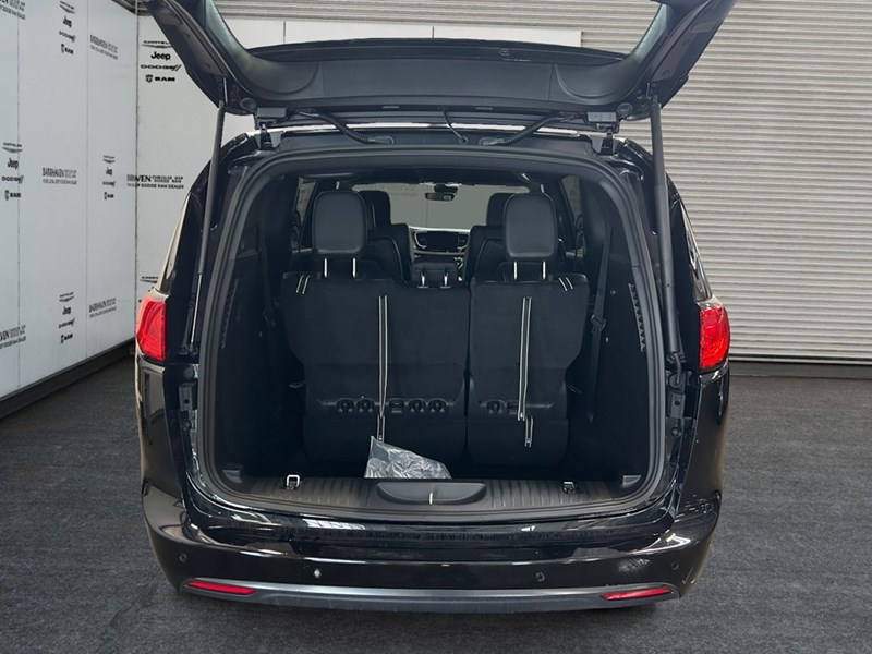 2027 Chrysler Grand Caravan SXT