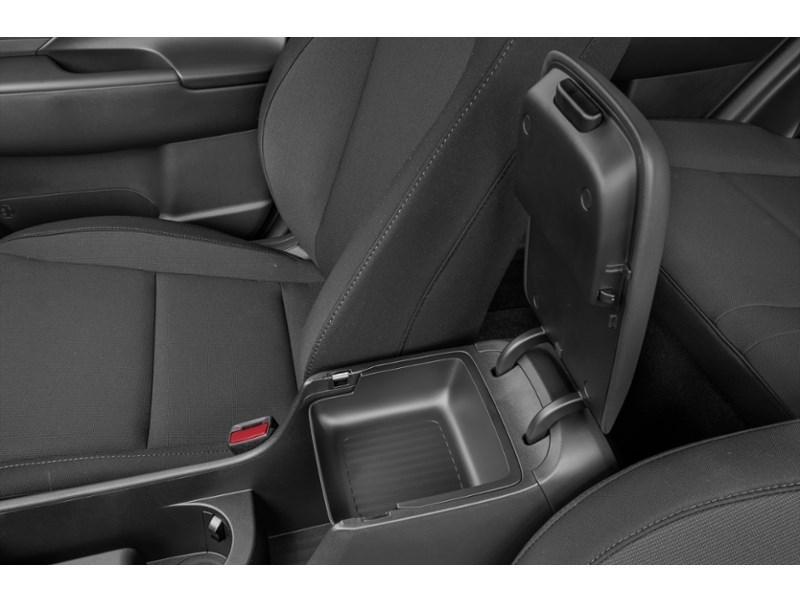 2027 Hyundai Kona 2.0L Essential FWD Interior Shot 7