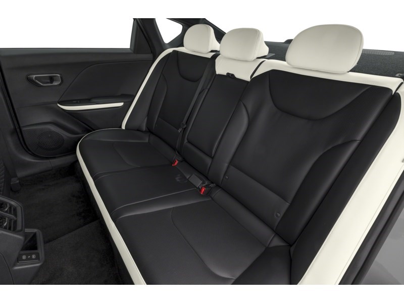 2025 Kia K4 GT-Line Turbo Limited FWD Interior Shot 5