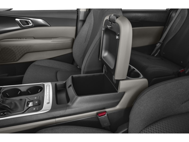 2026 Kia Carnival LX FWD Interior Shot 7